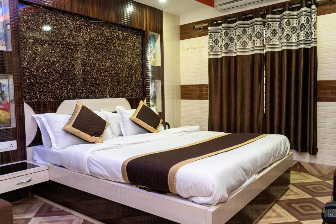 Tirupati Lodge Njp Siliguri Exterior foto