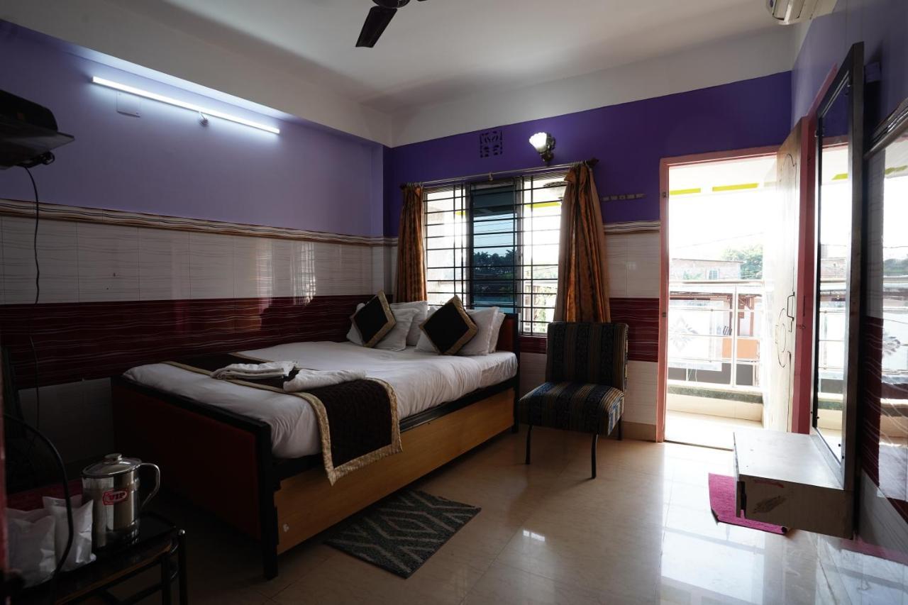 Tirupati Lodge Njp Siliguri Exterior foto