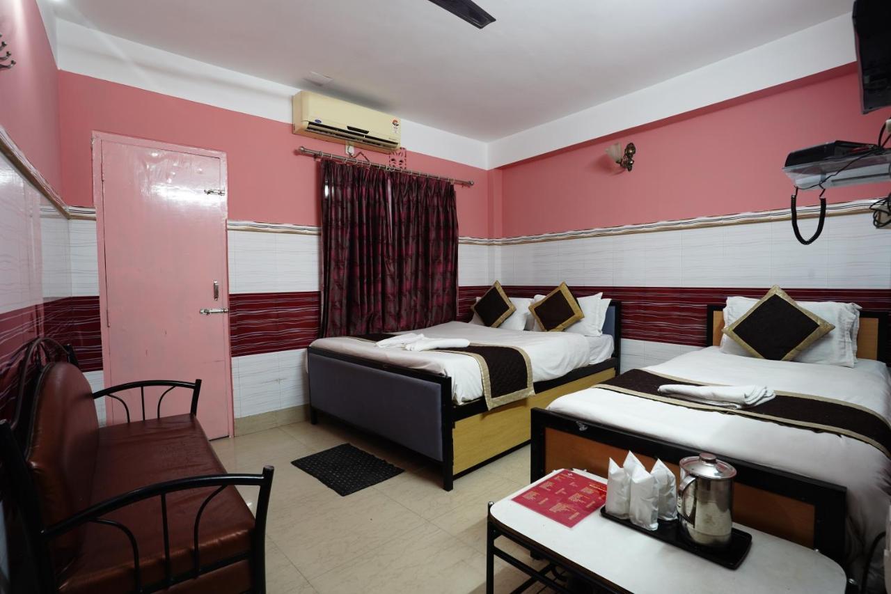 Tirupati Lodge Njp Siliguri Exterior foto