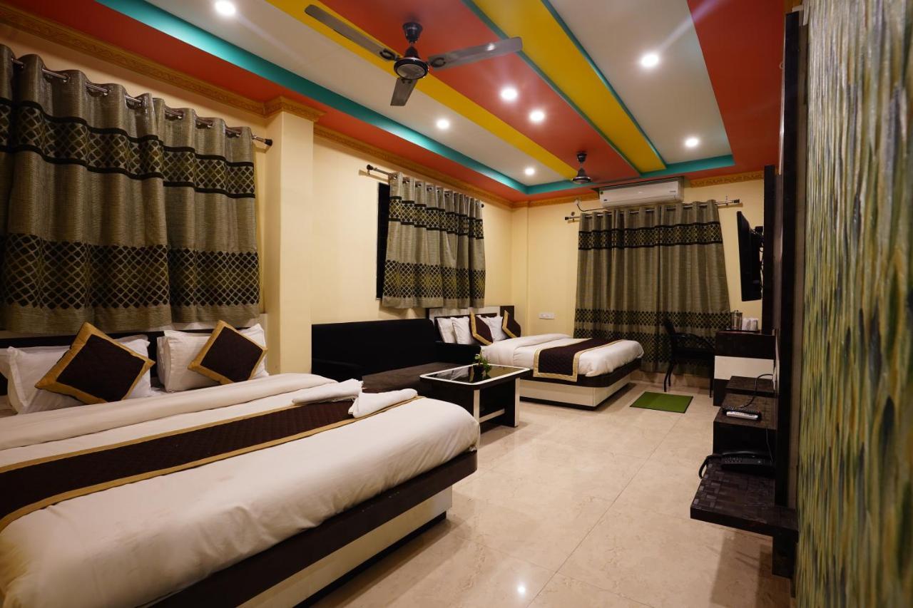 Tirupati Lodge Njp Siliguri Exterior foto
