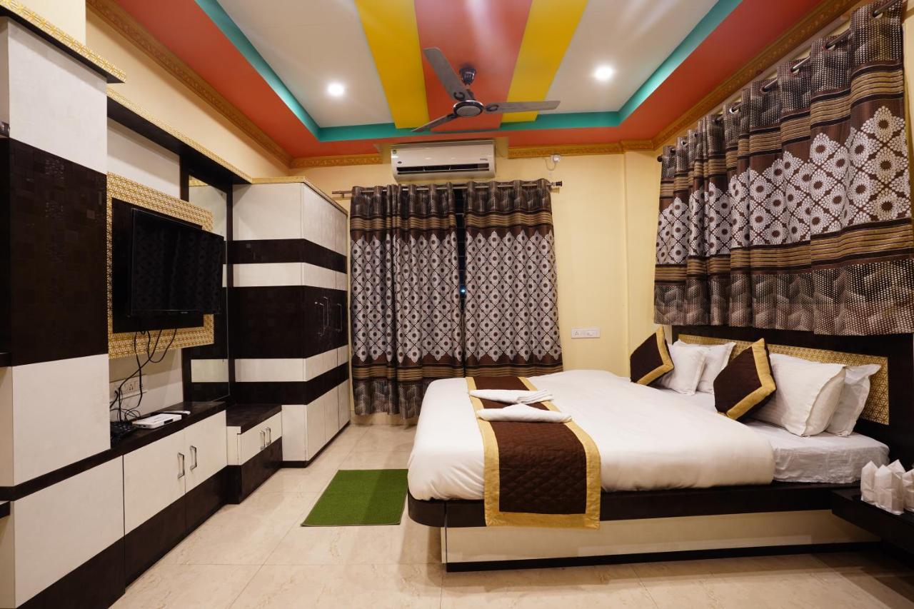 Tirupati Lodge Njp Siliguri Exterior foto