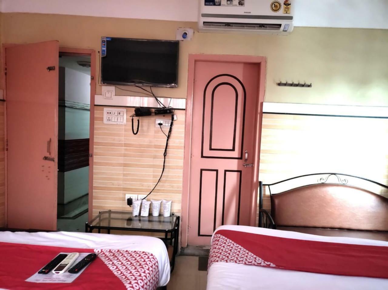 Tirupati Lodge Njp Siliguri Exterior foto