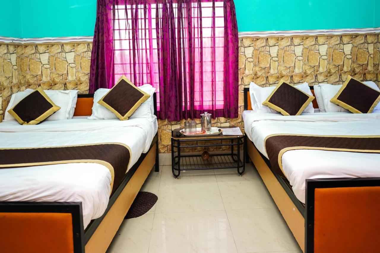 Tirupati Lodge Njp Siliguri Exterior foto